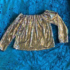 Cute & Vibrant Off the Shoulder Top!💖